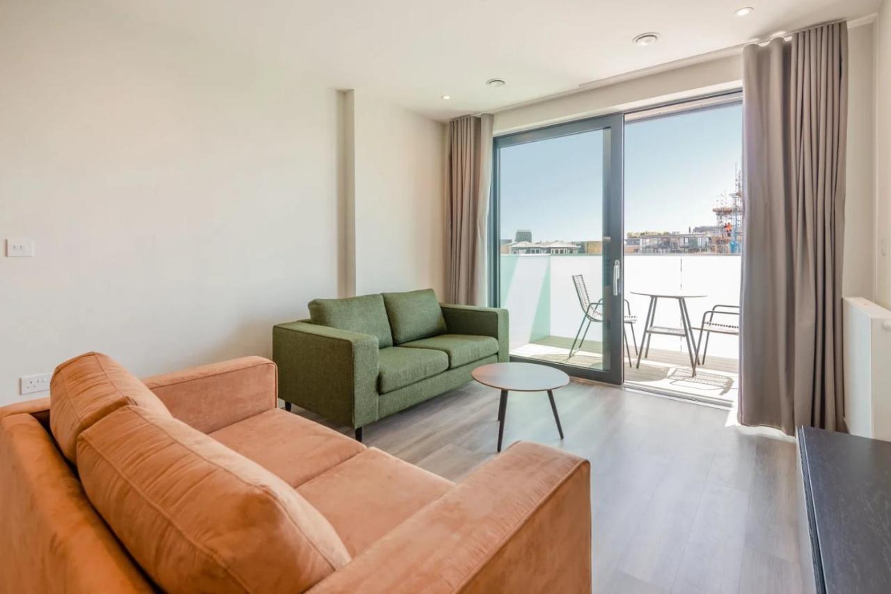 Modern Apartments In Brentford 2 Minutes Walk From Kew Bridge Esterno foto
