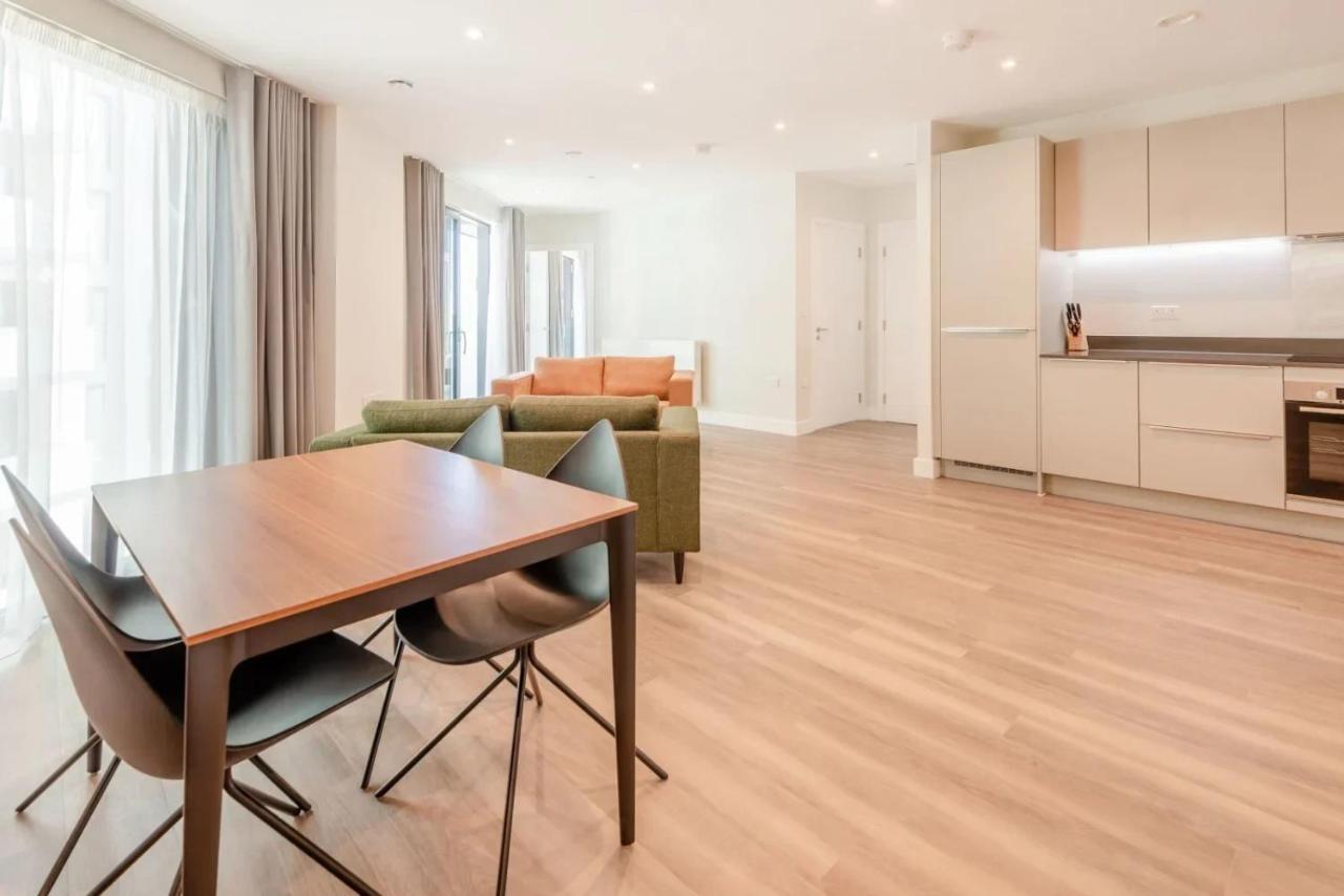 Modern Apartments In Brentford 2 Minutes Walk From Kew Bridge Esterno foto